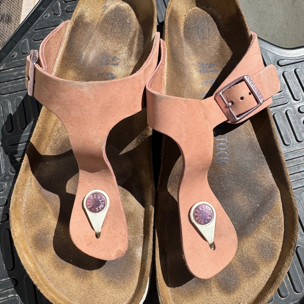 Birkenstock Women's Pink Sandals